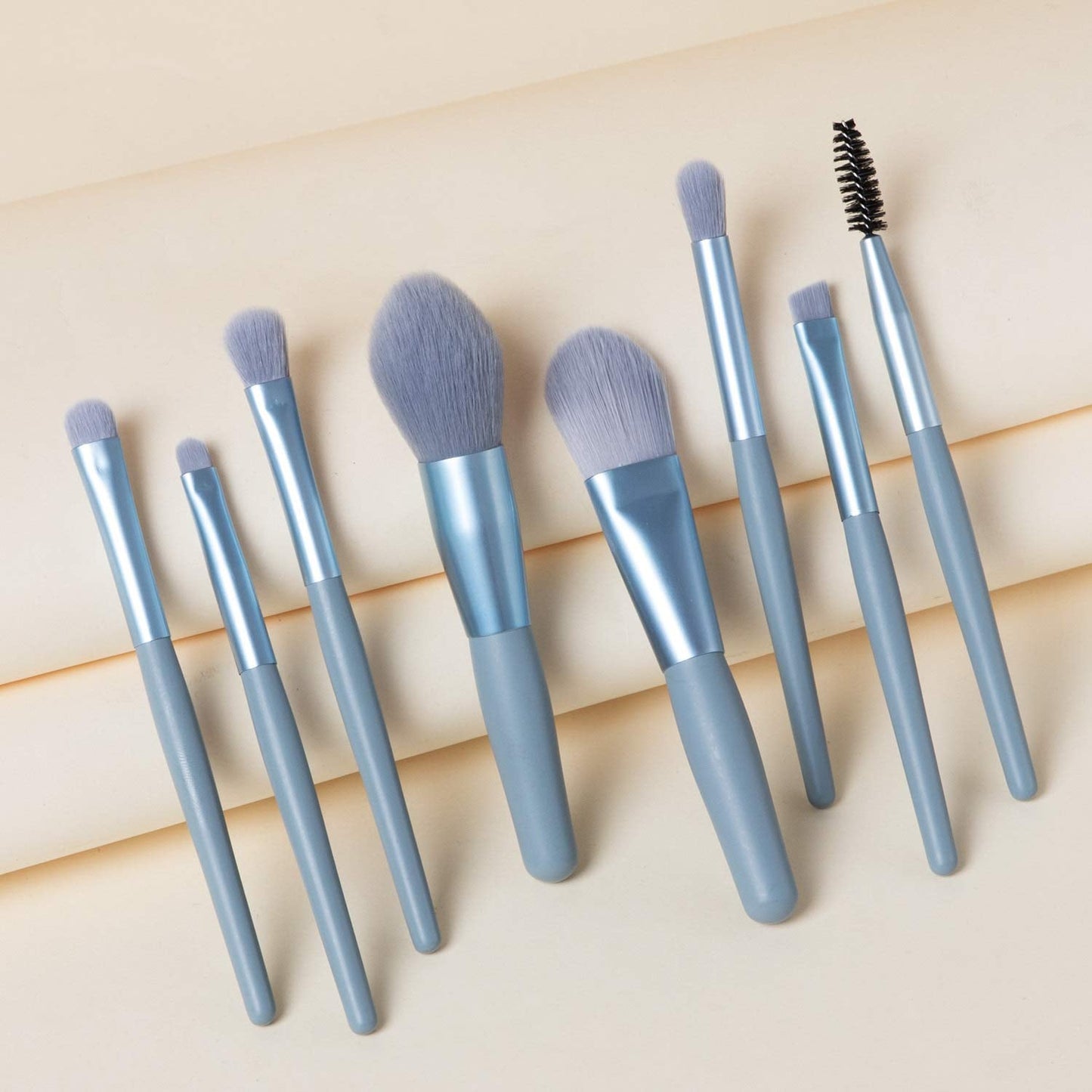 8-Piece Mini Makeup Brush Kit – Portable Premium Synthetic Set with Case (Mix Colors)
