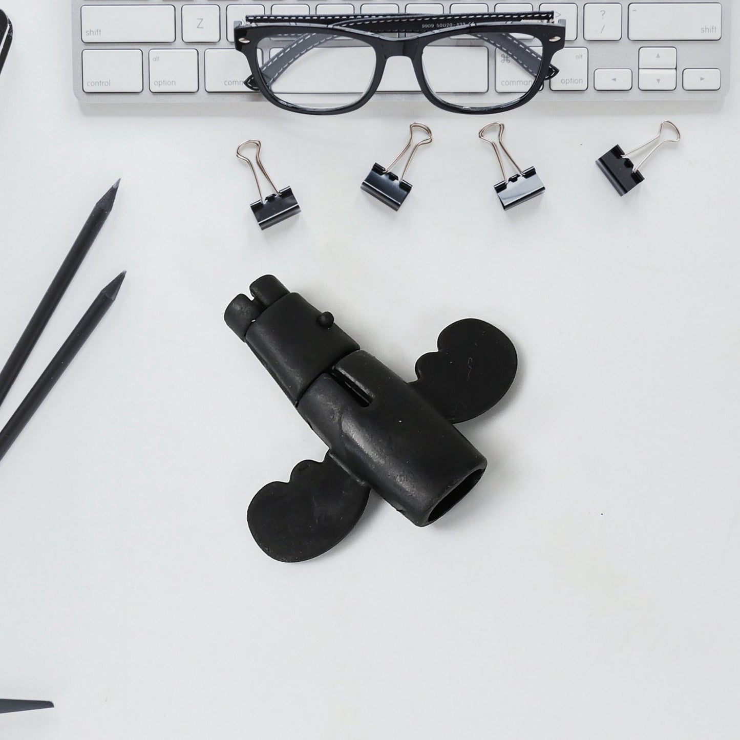 Silicone Data Cable Protector – Angel 2-in-1 Cord Saver & Storage Tool